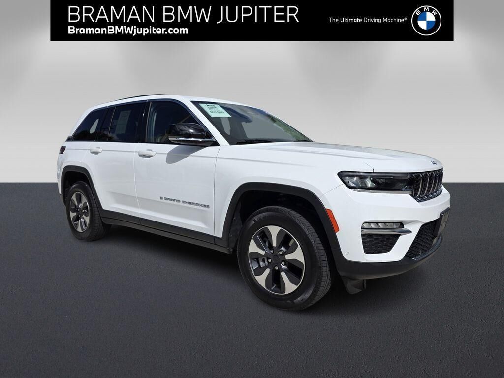 2022 JEEP Grand Cherokee