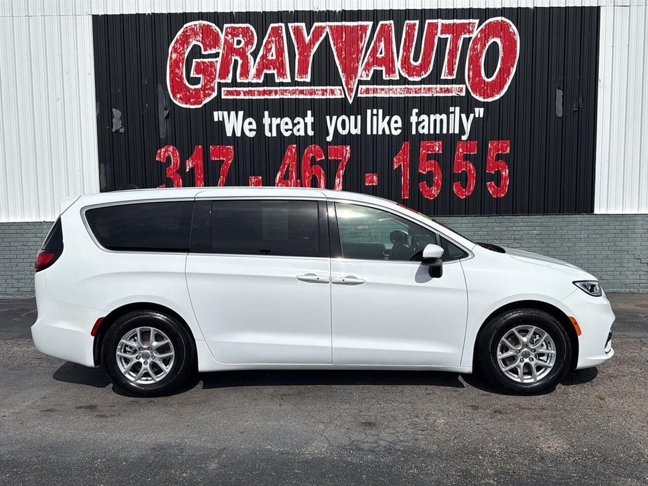 2023 CHRYSLER Pacifica