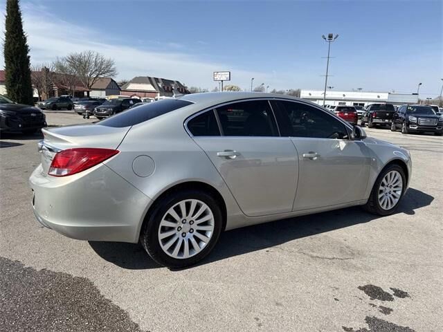 2011 BUICK Regal