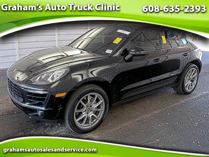 2015 PORSCHE Macan
