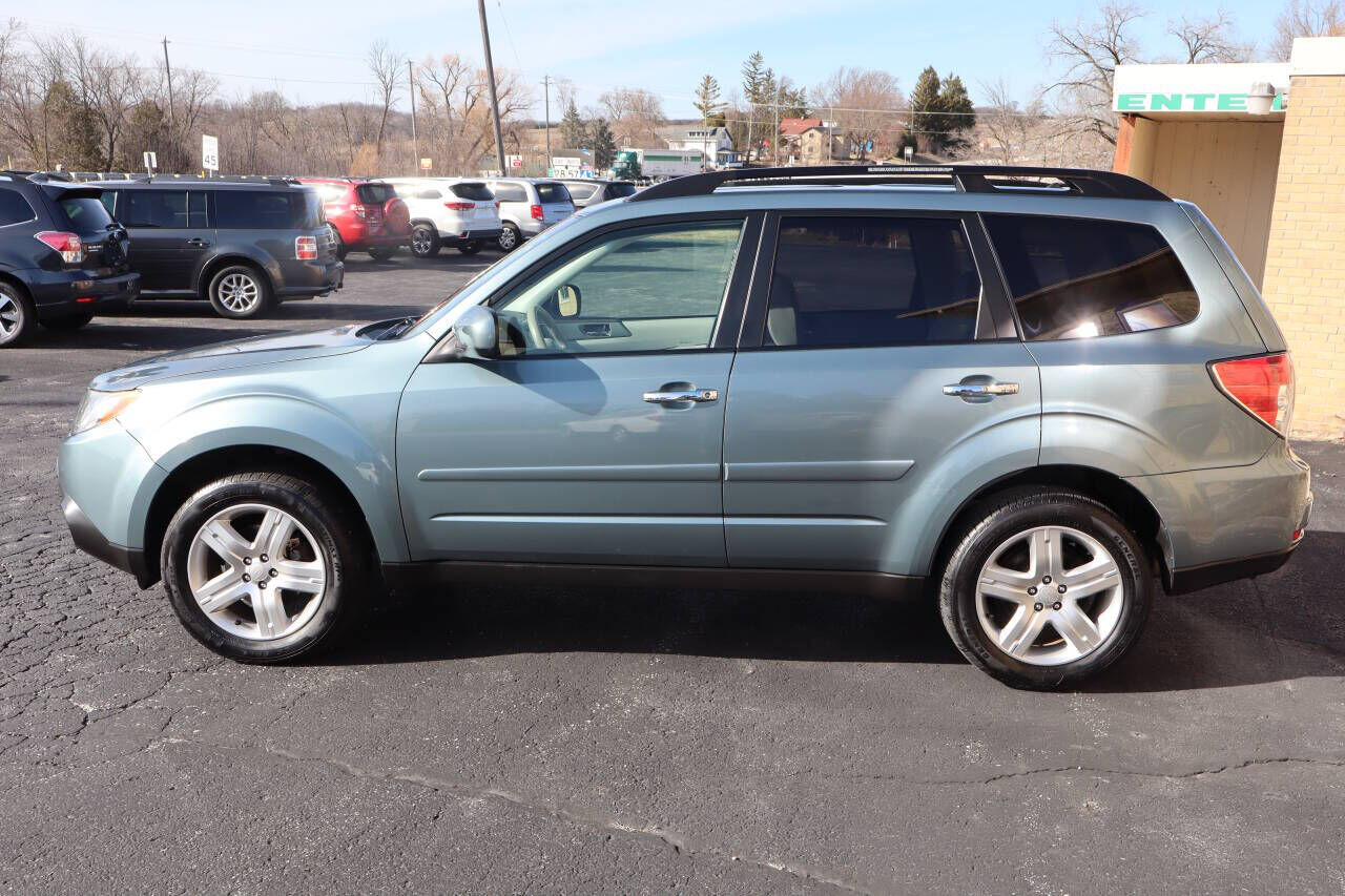 2010 SUBARU Forester