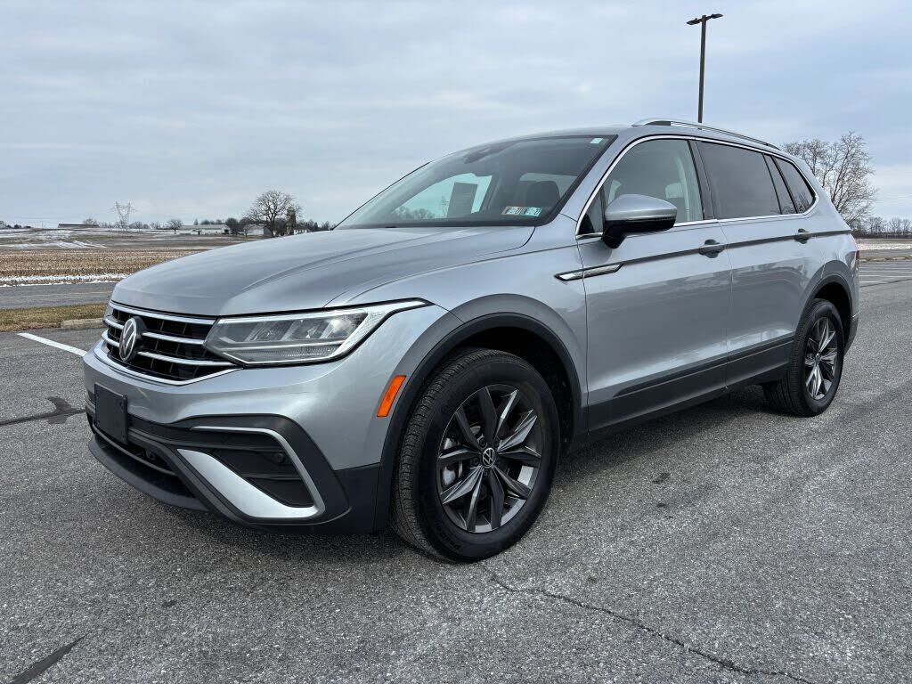2022 VOLKSWAGEN Tiguan