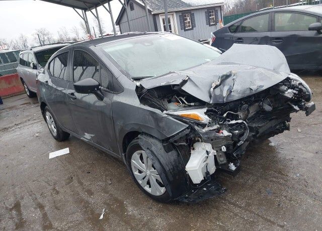 2024 NISSAN Versa