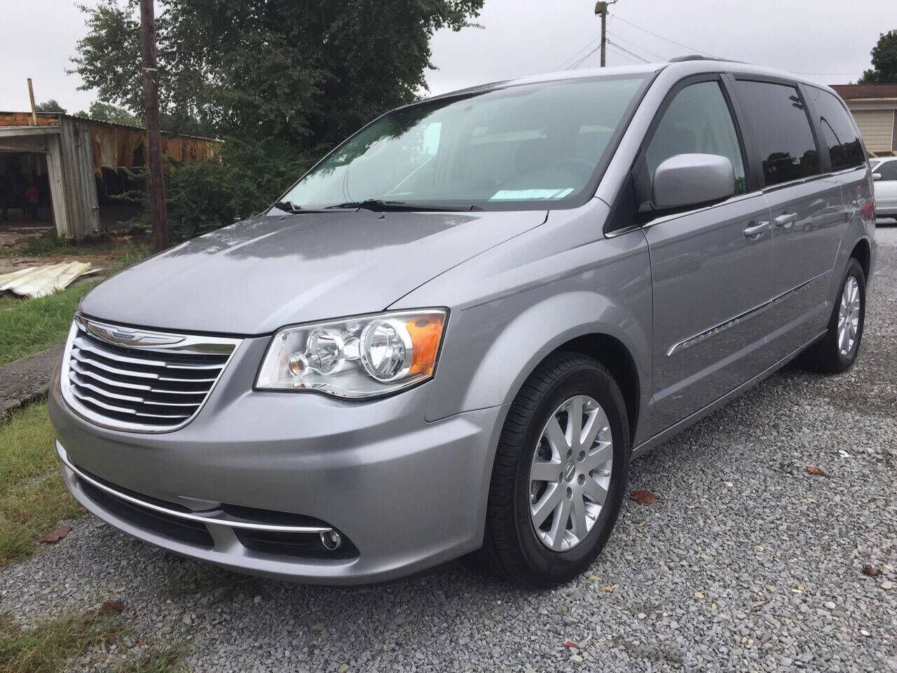2016 CHRYSLER Town and Country
