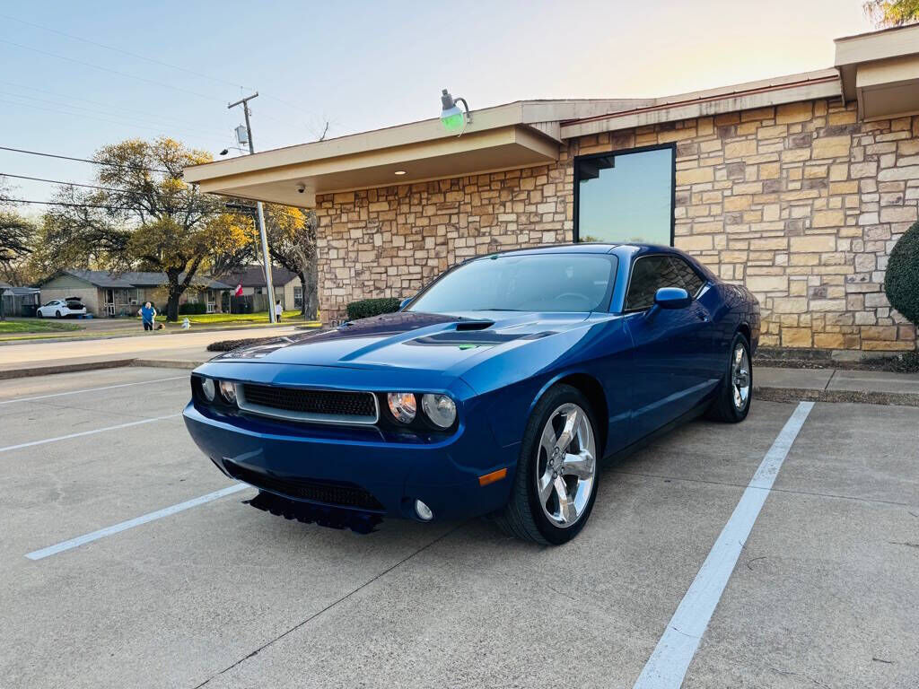 2012 DODGE Challenger