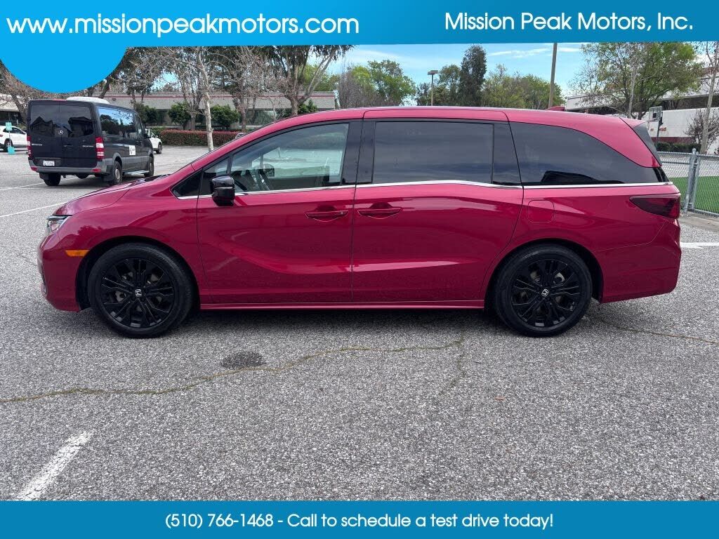 2025 HONDA Odyssey