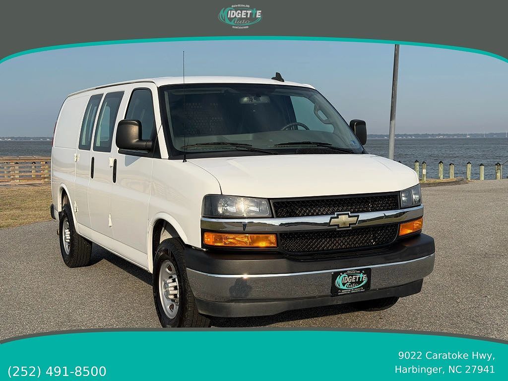 2021 CHEVROLET Express