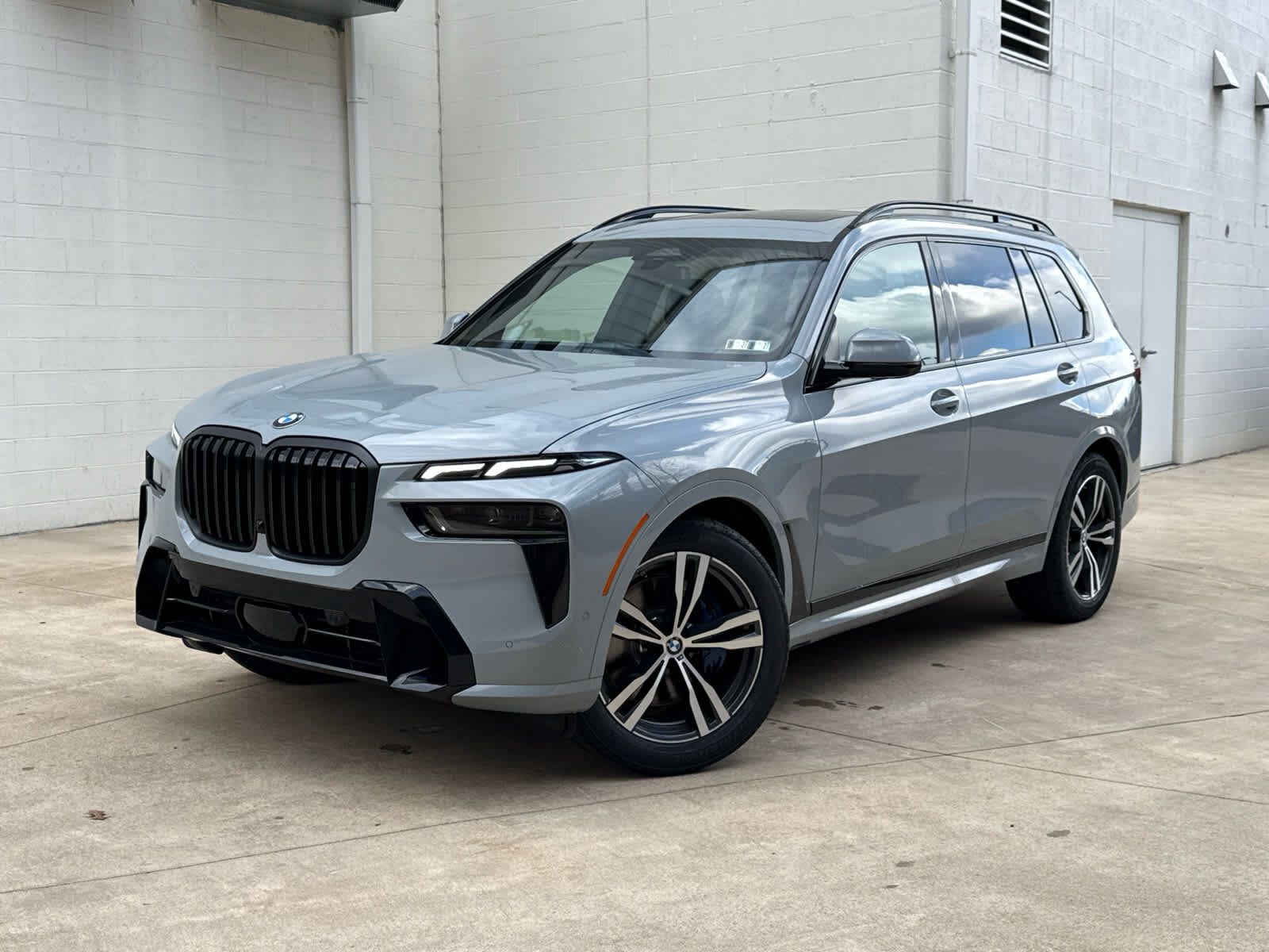 2026 BMW X7