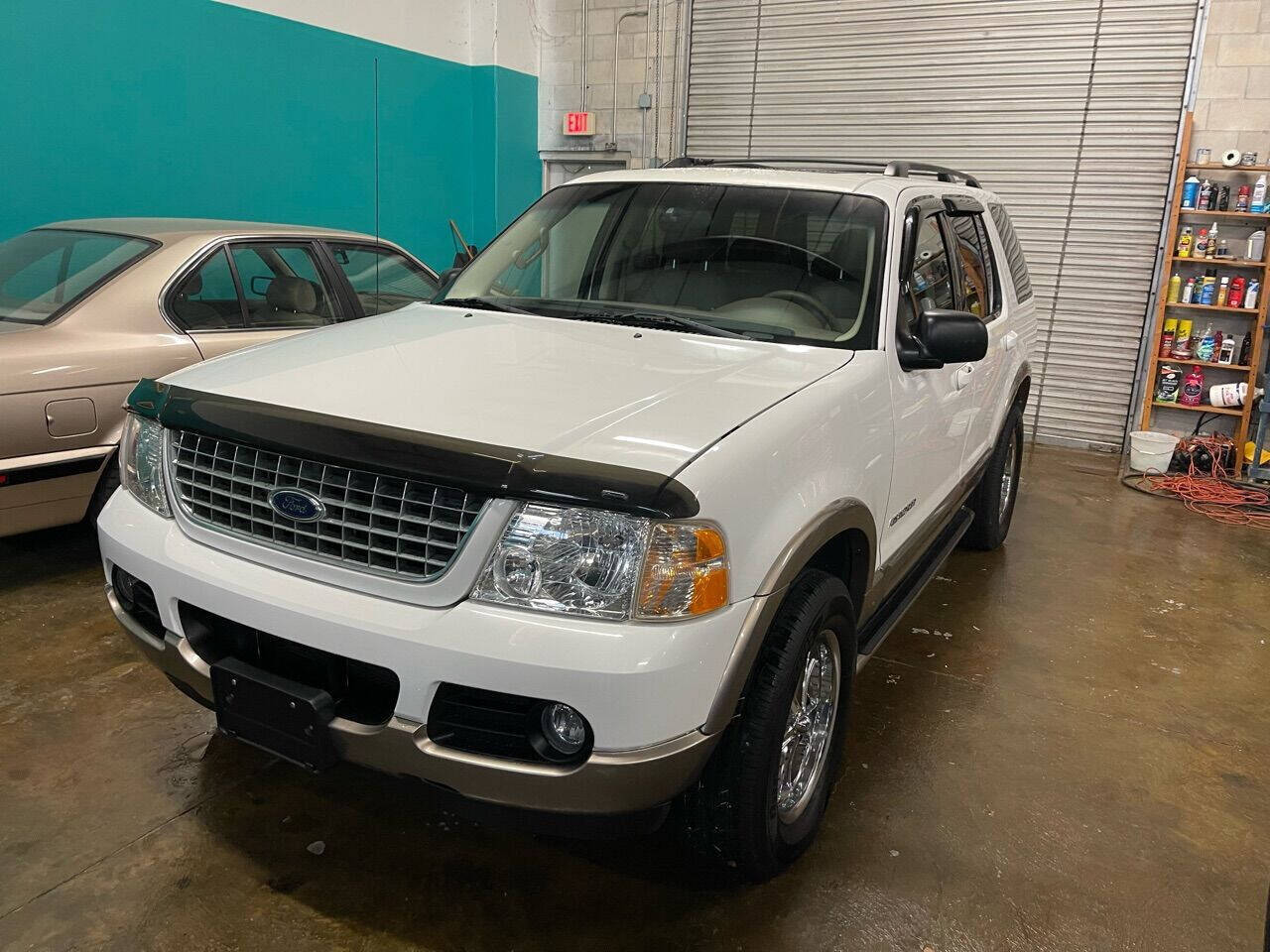 2004 FORD Explorer