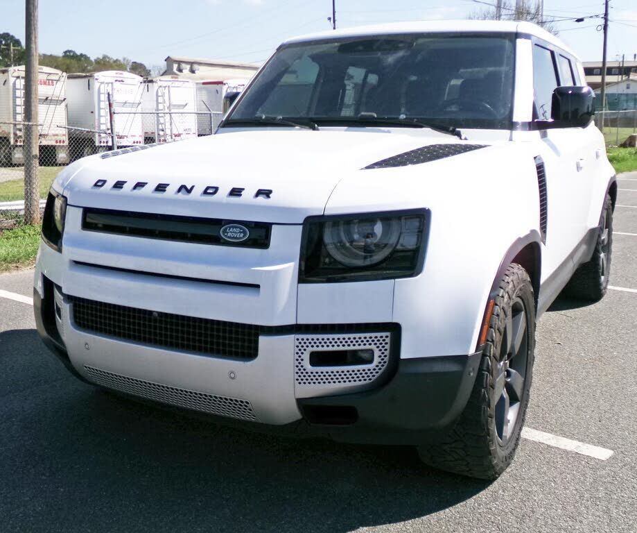 2020 LAND ROVER Defender