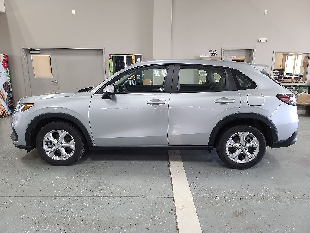 2025 HONDA HR-V
