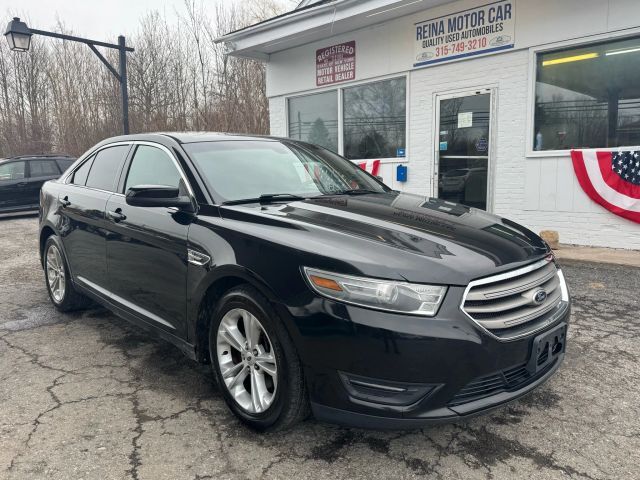 2013 FORD Taurus