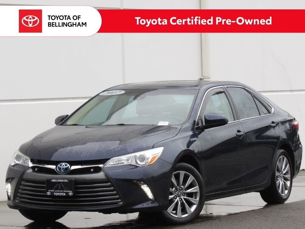 2017 TOYOTA Camry