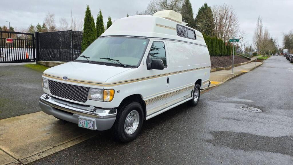 2001 FORD E-350