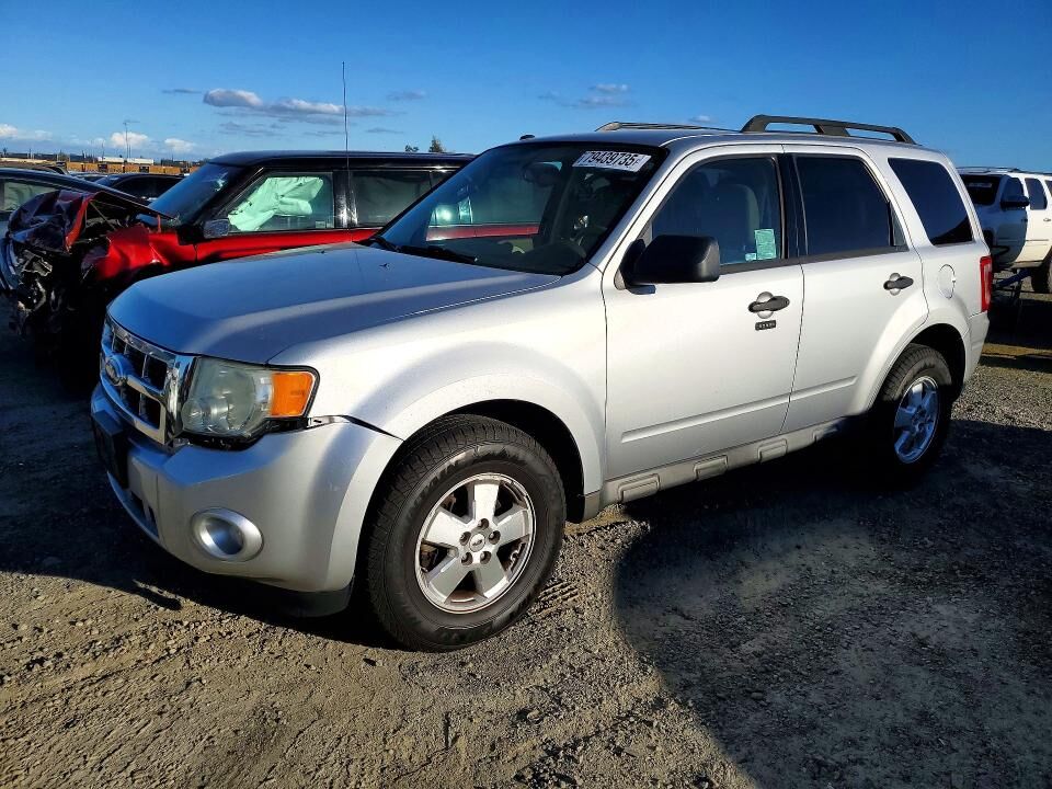 2011 FORD Escape