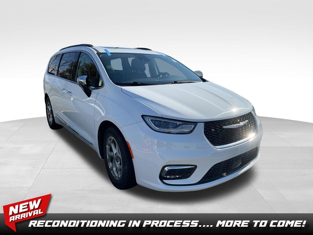 2023 CHRYSLER Pacifica