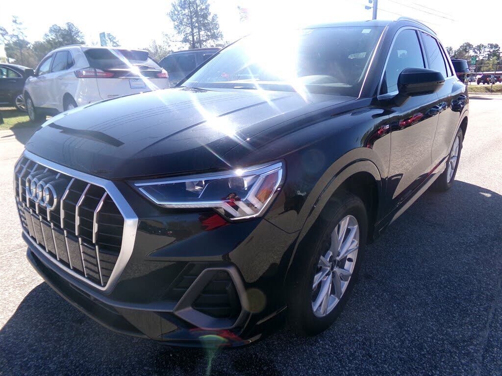 2022 AUDI Q3