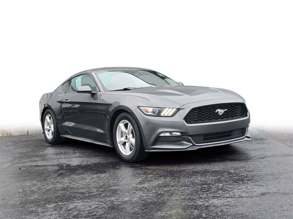 2017 FORD Mustang