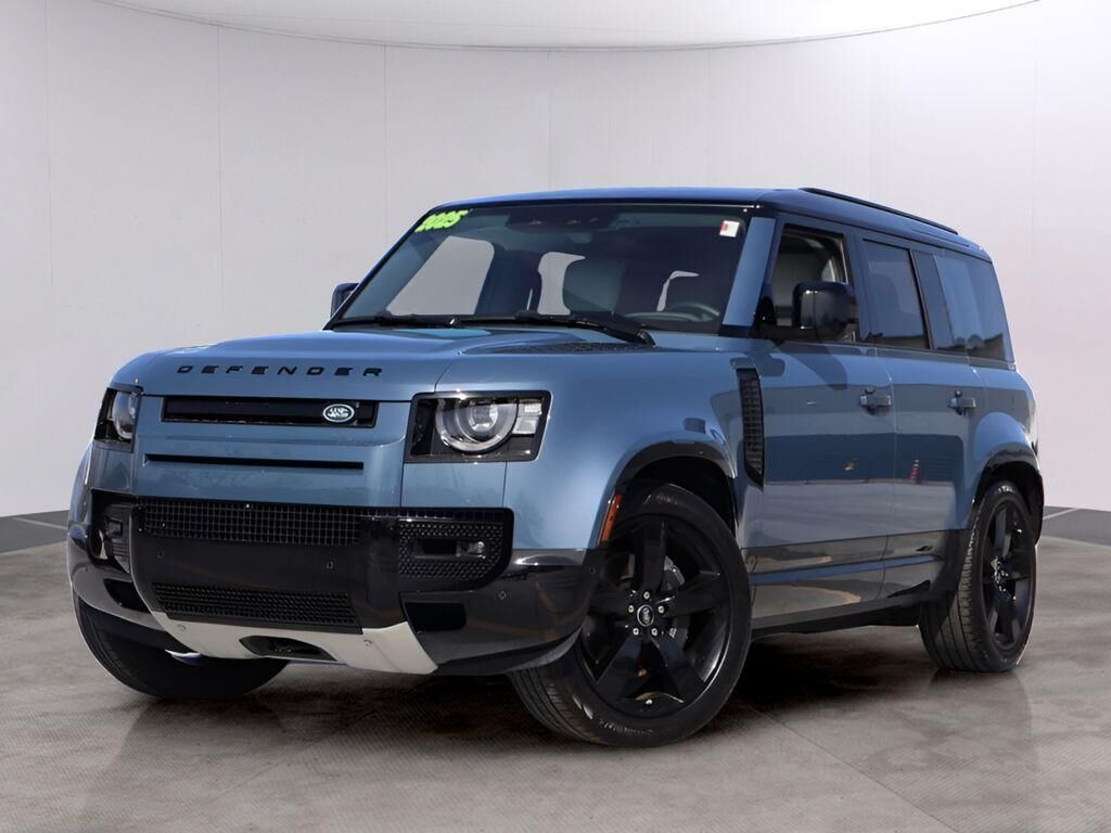 2025 LAND ROVER Defender