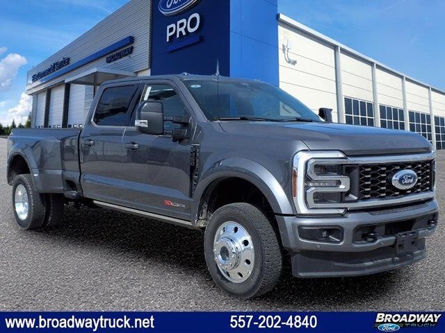 2025 FORD F-450