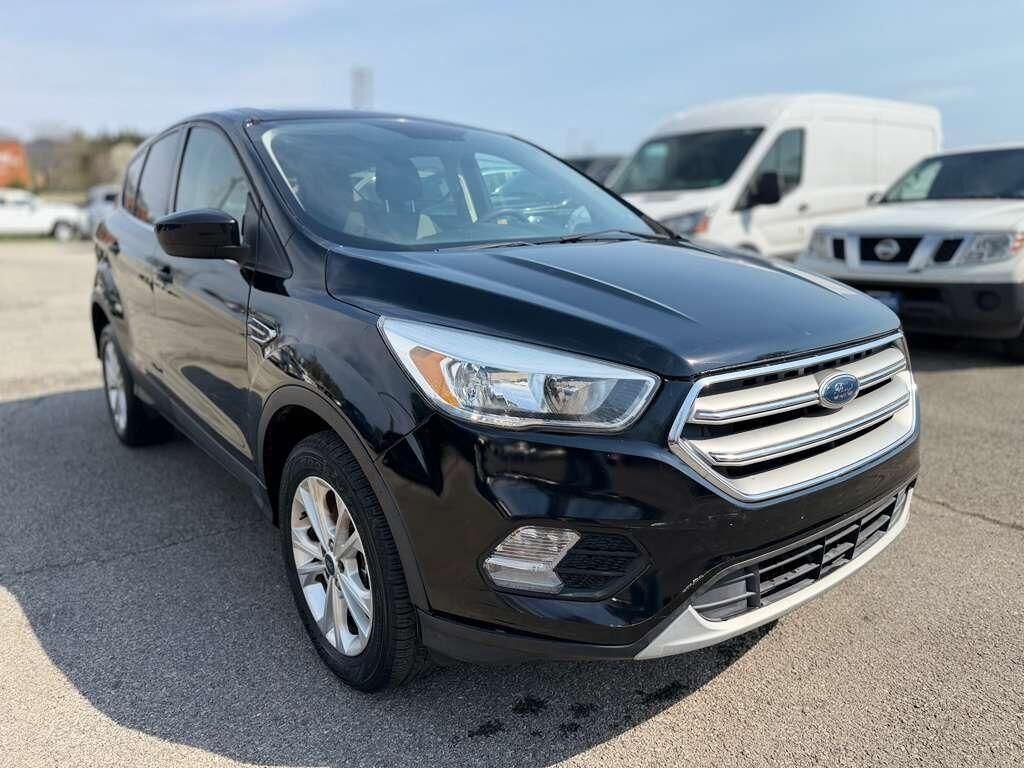 2017 FORD Escape