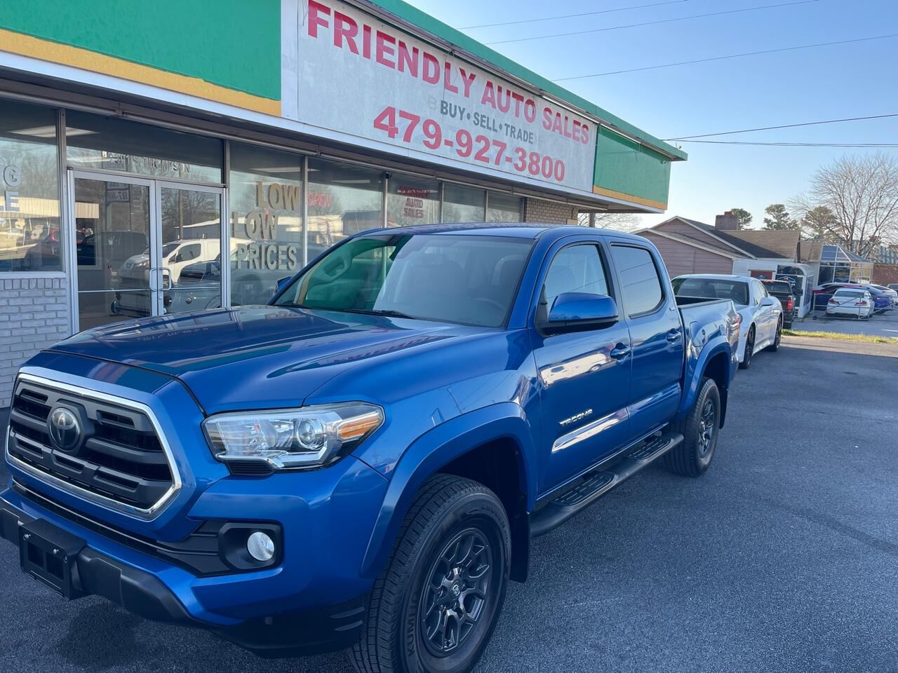 2018 TOYOTA Tacoma
