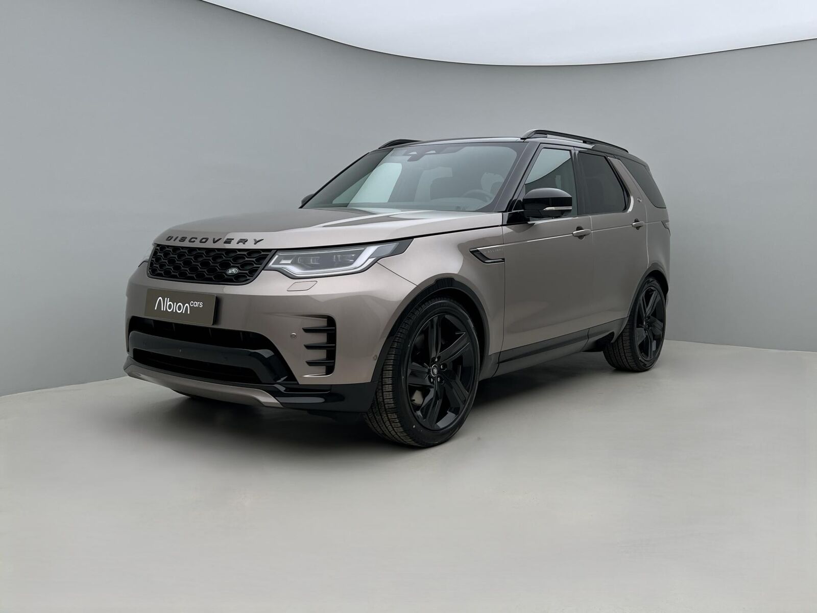 2025 LAND ROVER Discovery