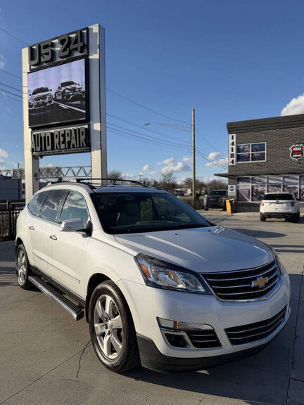 2017 CHEVROLET Traverse