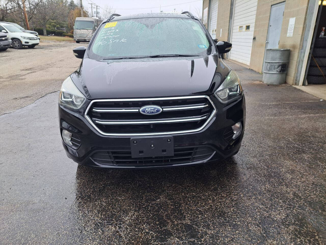 2017 FORD Escape