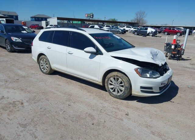 2016 VOLKSWAGEN Golf SportWagen