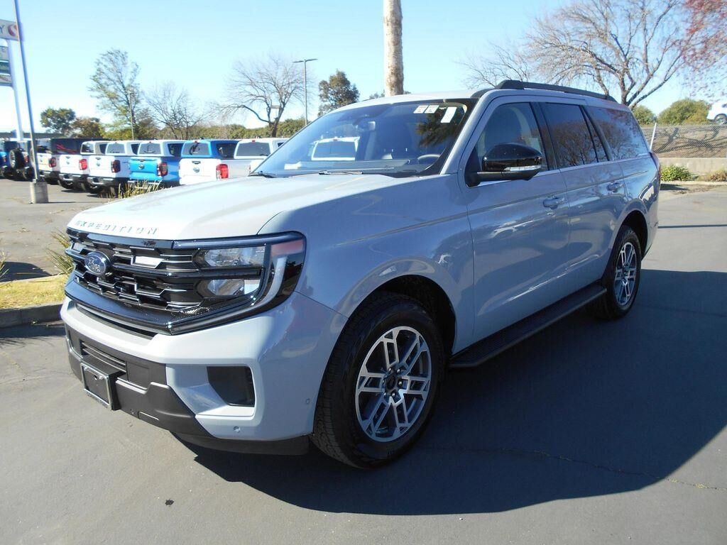 2025 FORD Expedition