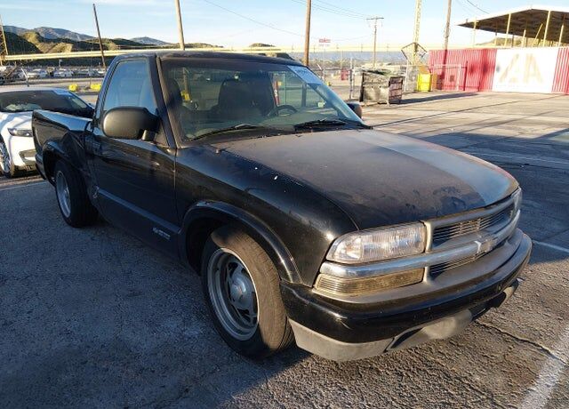 2003 CHEVROLET S-10 Pickup