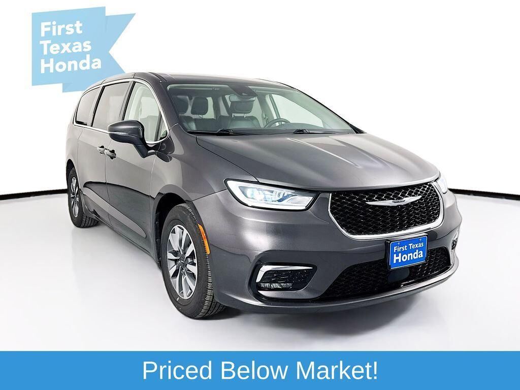 2023 CHRYSLER Pacifica