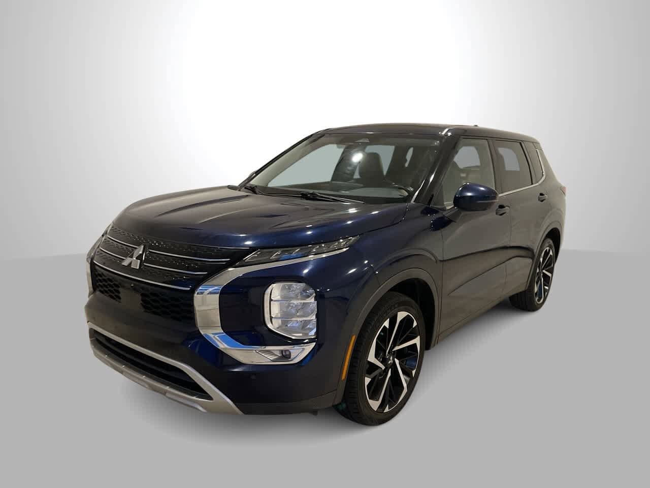 2023 MITSUBISHI Outlander