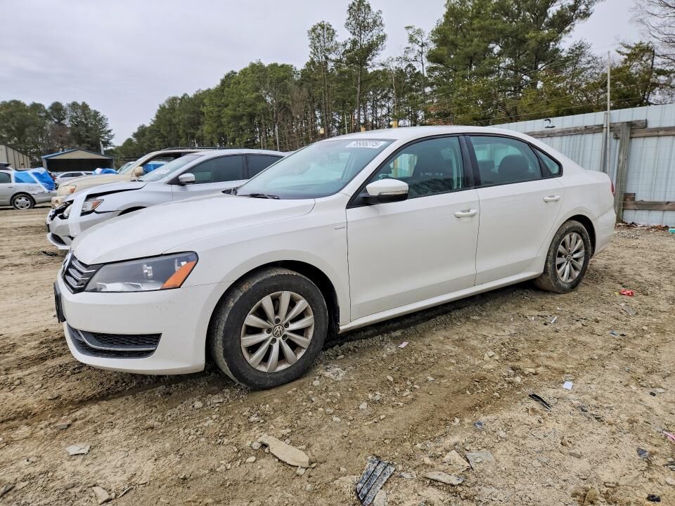 2014 VOLKSWAGEN Passat
