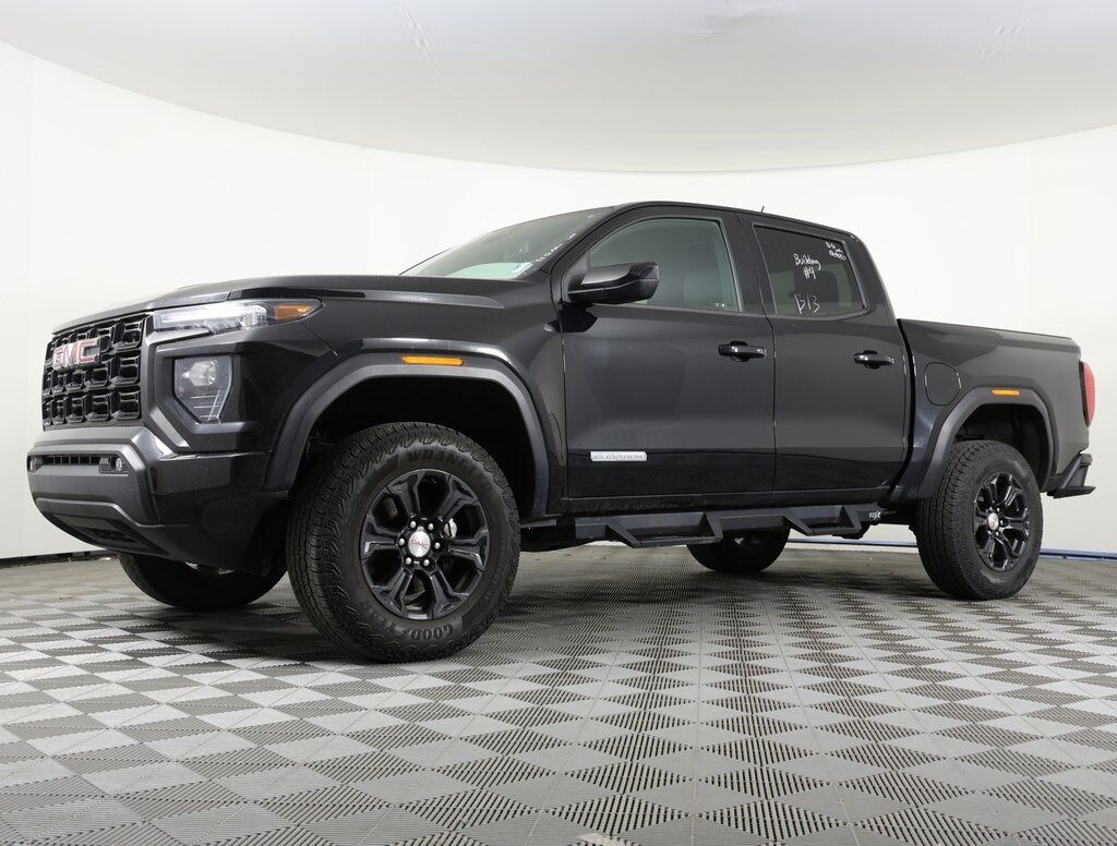 2023 GMC Canyon