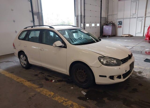 2010 VOLKSWAGEN Jetta Wagon