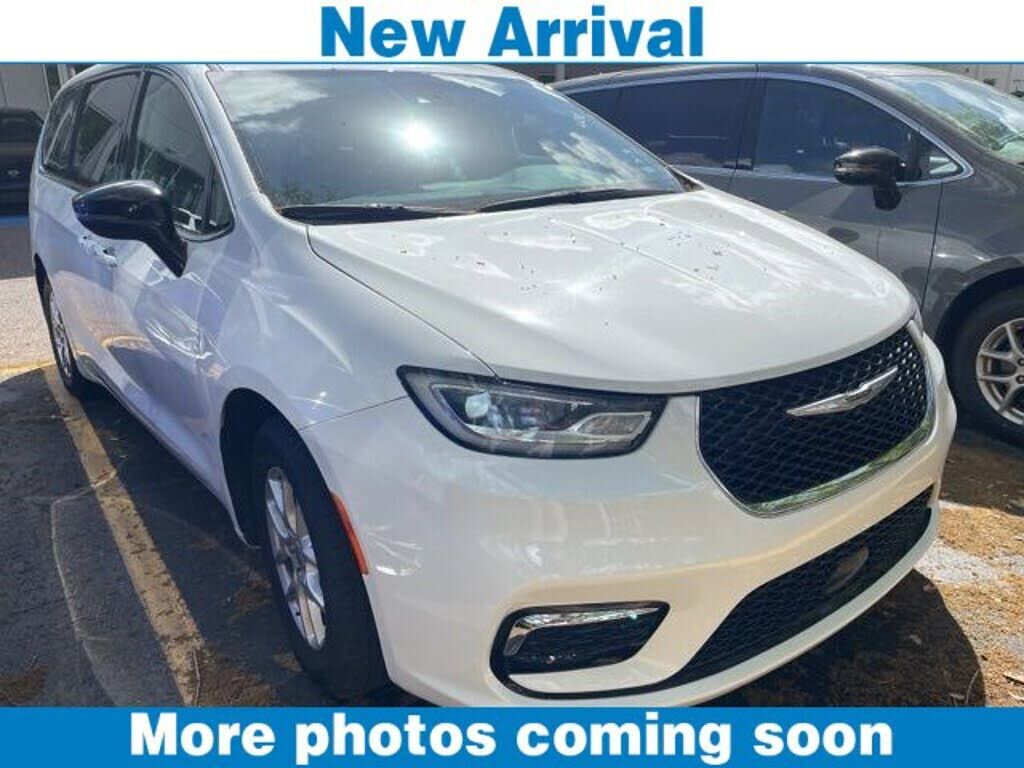 2024 CHRYSLER Pacifica