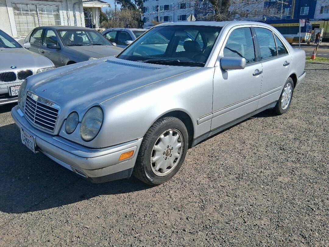 1999 MERCEDES-BENZ E-Class