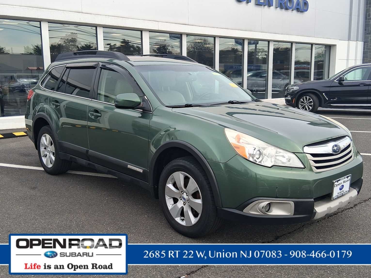 2012 SUBARU Outback