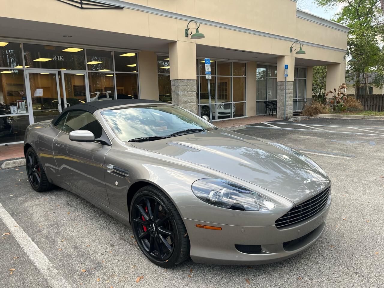 2009 ASTON MARTIN DB9