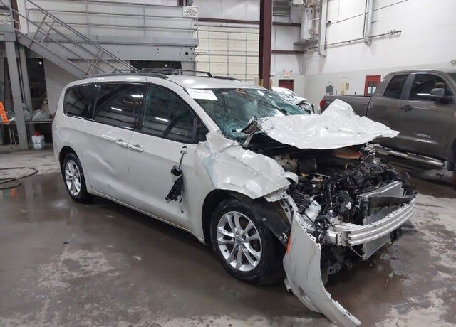 2020 CHRYSLER Pacifica