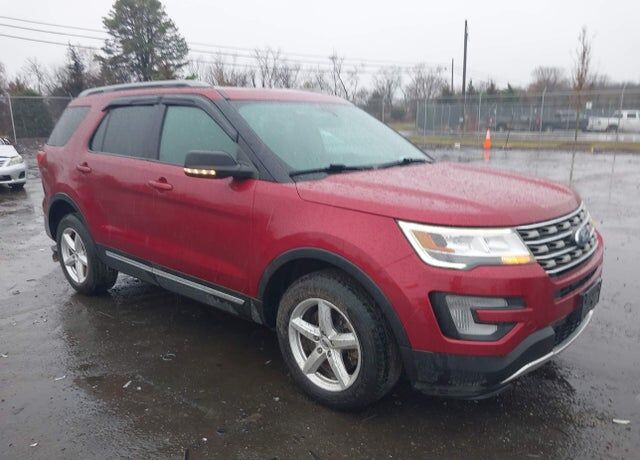 2017 FORD Explorer