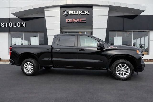 2024 CHEVROLET Silverado