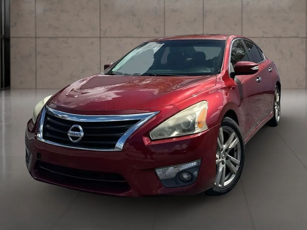 2013 NISSAN Altima