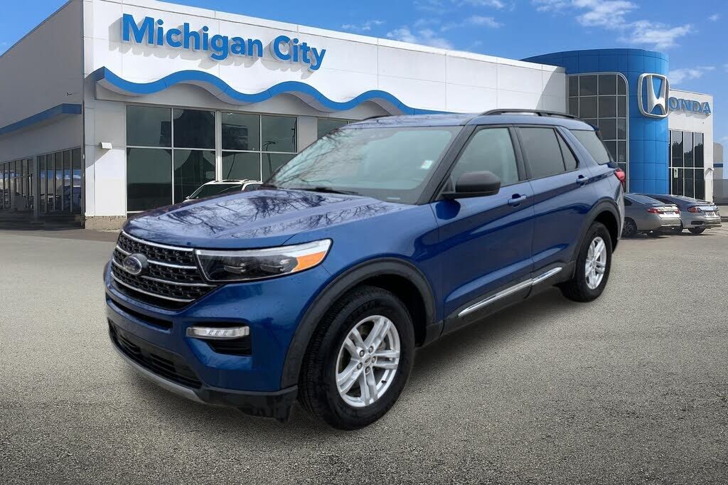 2021 FORD Explorer