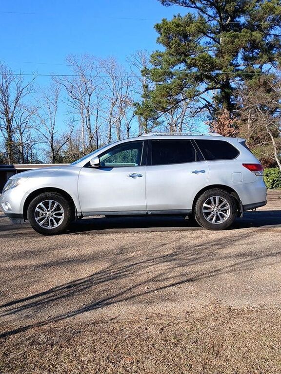 2016 NISSAN Pathfinder