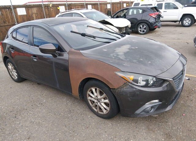 2015 MAZDA Mazda3