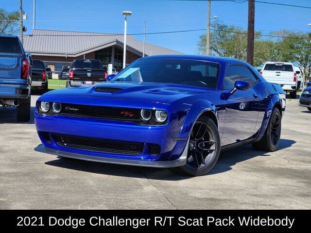 2021 DODGE Challenger