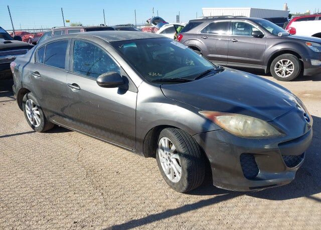 2013 MAZDA Mazda3